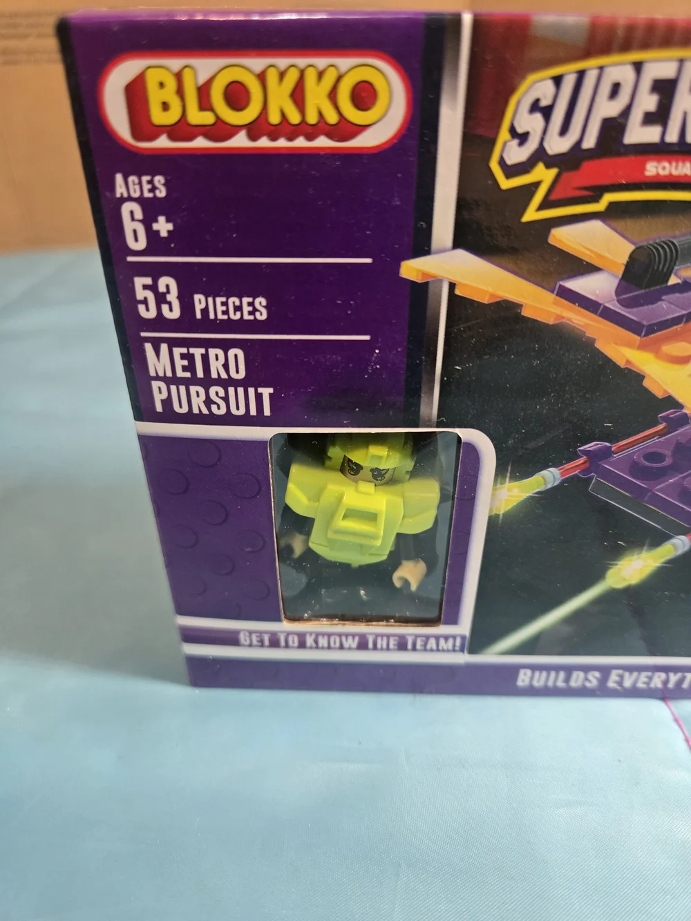 NEW, Blokko Superhero Metro Pursuit 53 pieces New Sealed